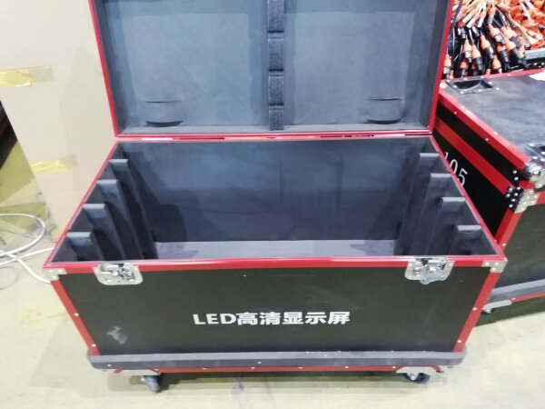 Кофры для LED экрана 500x1000