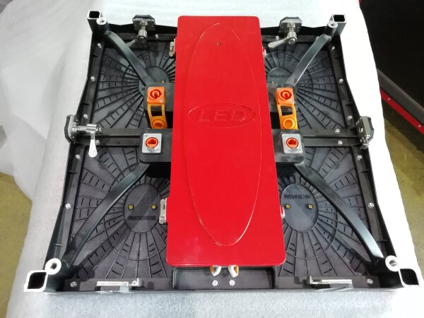 Готовый кабинет P3.91 500x500мм уличный